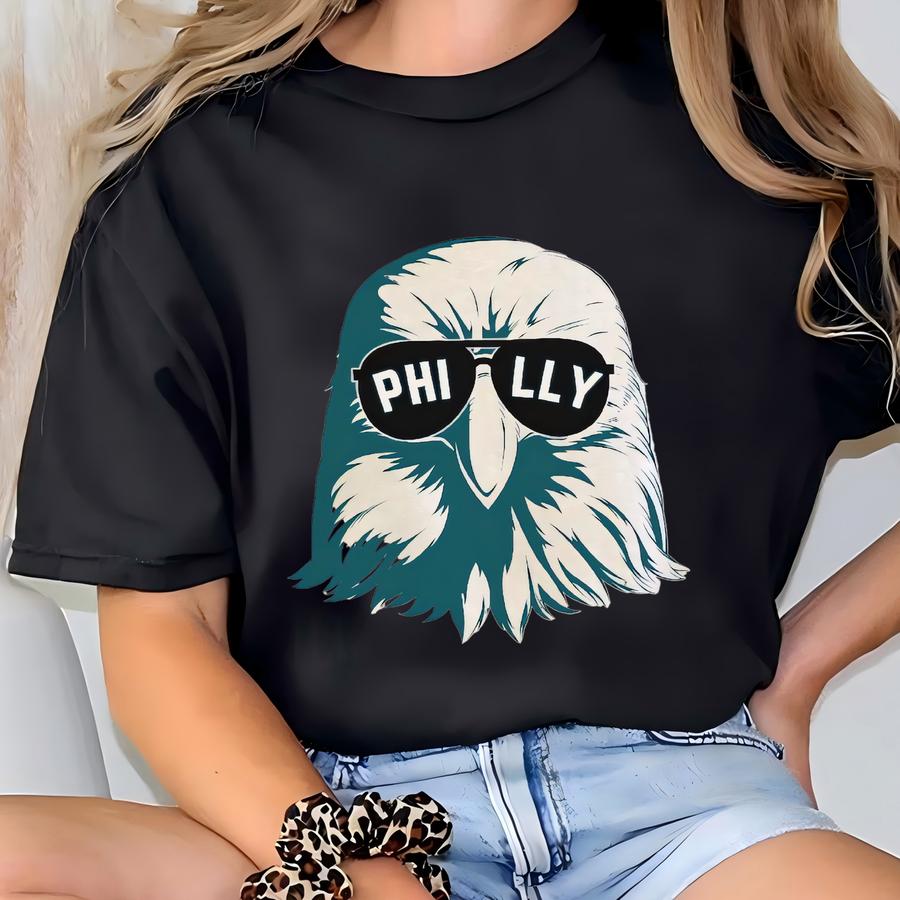 Philadelphia Football Shirt, Eagle Football Gameday Shirt, Philly Football Apparel, Philly Sports Fan Apparel, Retro Eagle Football Gift T-shirt