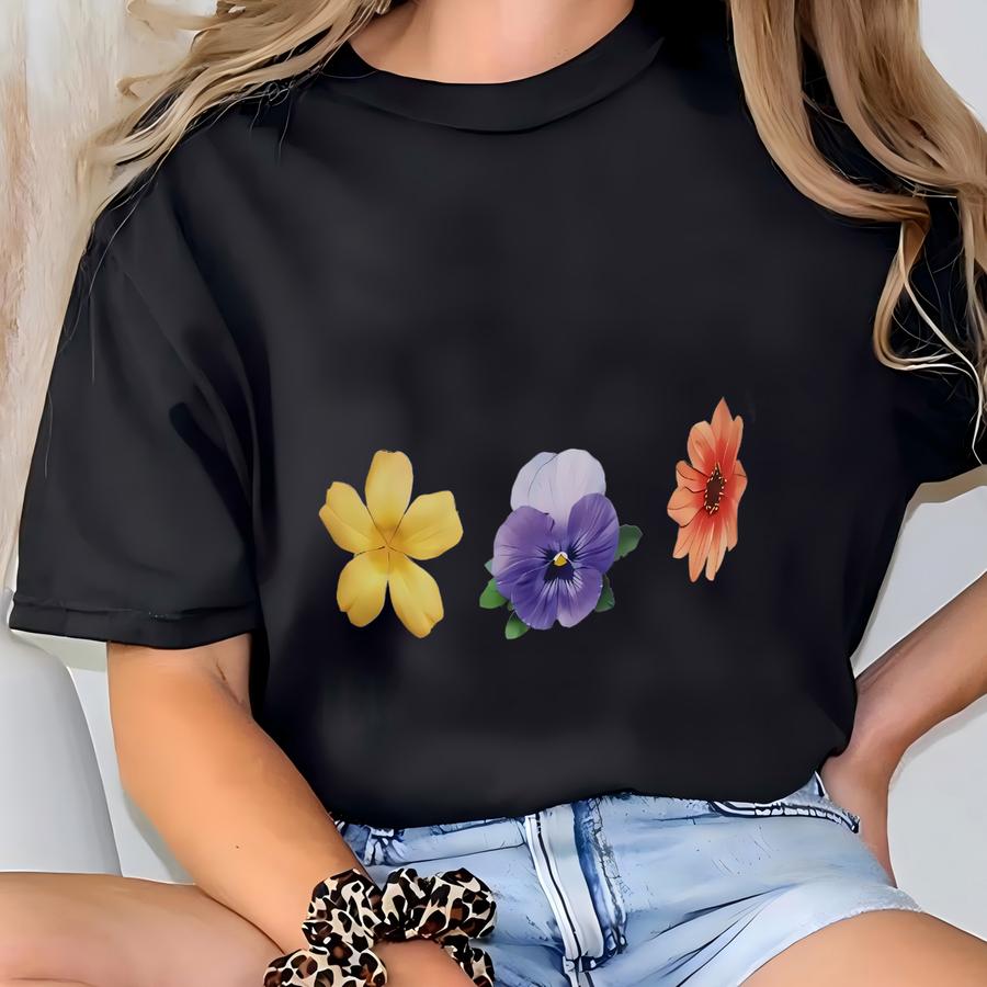 Personalized Nana's Flowers Ceramic Mug, Grandkids Names Custom Mug, Gift For Grandma, Christmas' Present, Floral Coffee Cup, Grandma's Gift T-shirt