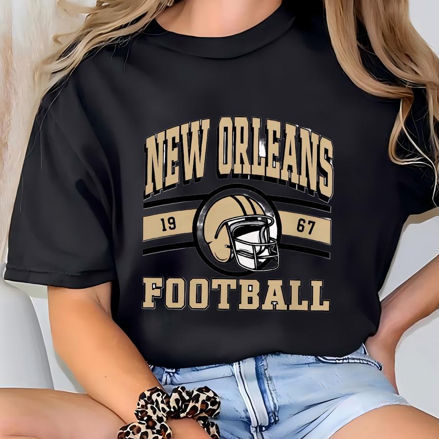 Vintage New Orleans Football 90s Style Sweatshirt, New Orleans Football Shirt, Sunday Football Shirt, Game Day Sweatshirt, Saint Sport Shirt T-shirt