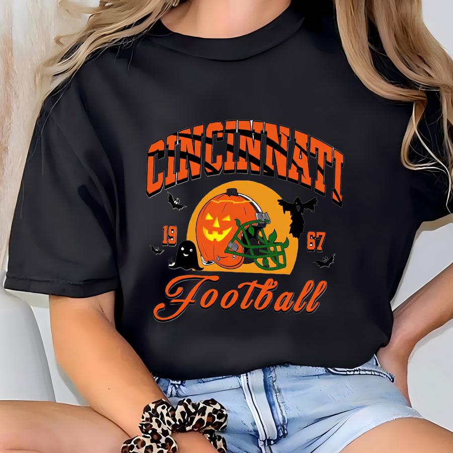 Cincinnati Halloween Football Sweatshirt, Game Day Shirt, 90s Cincinnati Football Game Day Shirt, Football Fan Gift, Football Season Shirt T-shirt