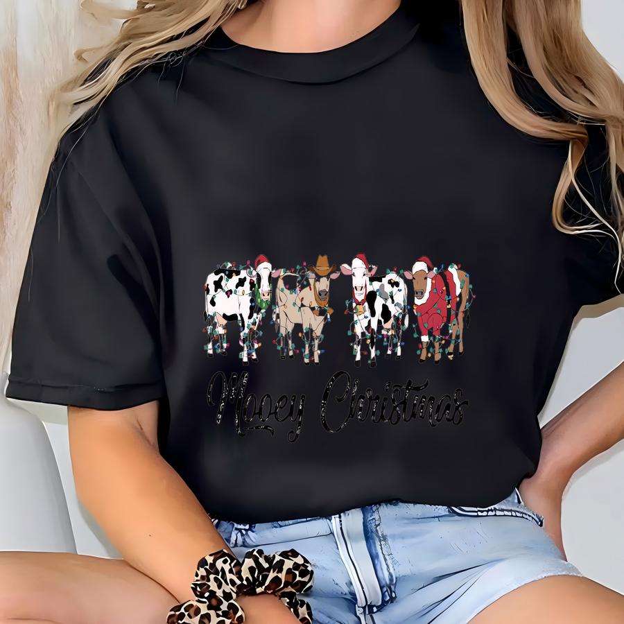 Christmas Cow Sweatshirt: Funny Holiday Sweater, Farm Animal Gift T-shirt