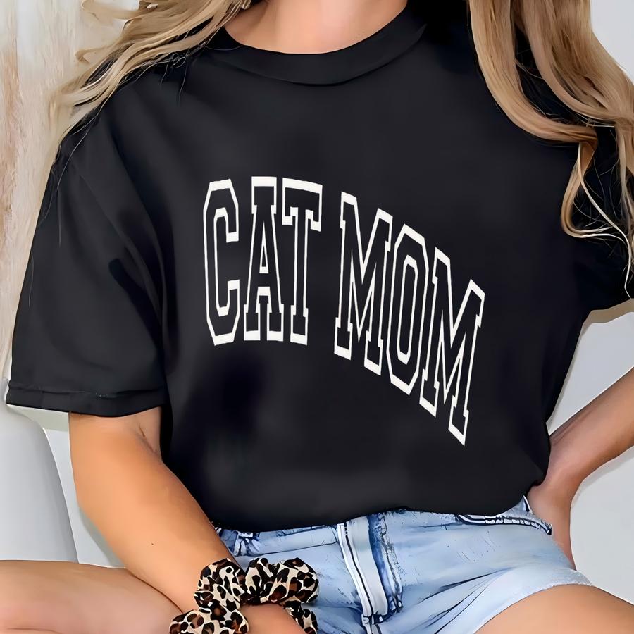 Cat Mom Shirt, Cat Shirt, Cat Lover Shirt, Animal Lover Tee, Cat Mama Tee, Gift For Mom Gift For Dad T-shirt
