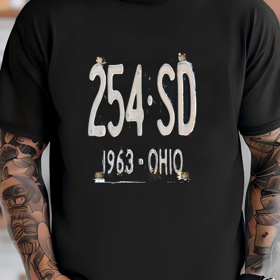Vintage 1963 Pair Of Ohio License Plates 254 Sd Blue White Nice Patina Embossed T-shirt
