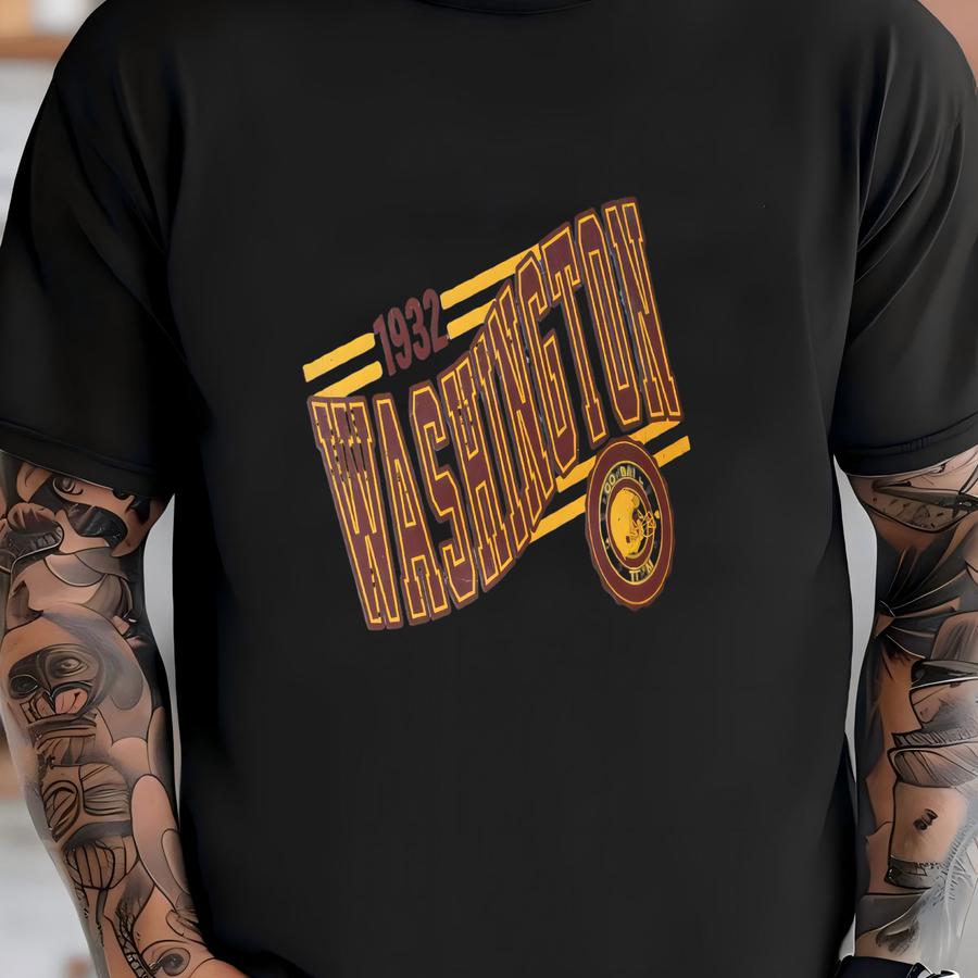 Washington Football Kiss-cut Vinyl Decal, Commander Laptop Sticker, American Football Fan Sticker, Football Lover Gift, Retro Football Decal T-shirt