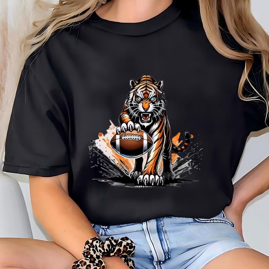 Tigers Sweatshirt, Tiger Football Shirt, Retro School Spirit Shirts, Tigers Football Tee, Football Mom Shirt, Go Tigers, Tiger Mascot Tee T-shirt