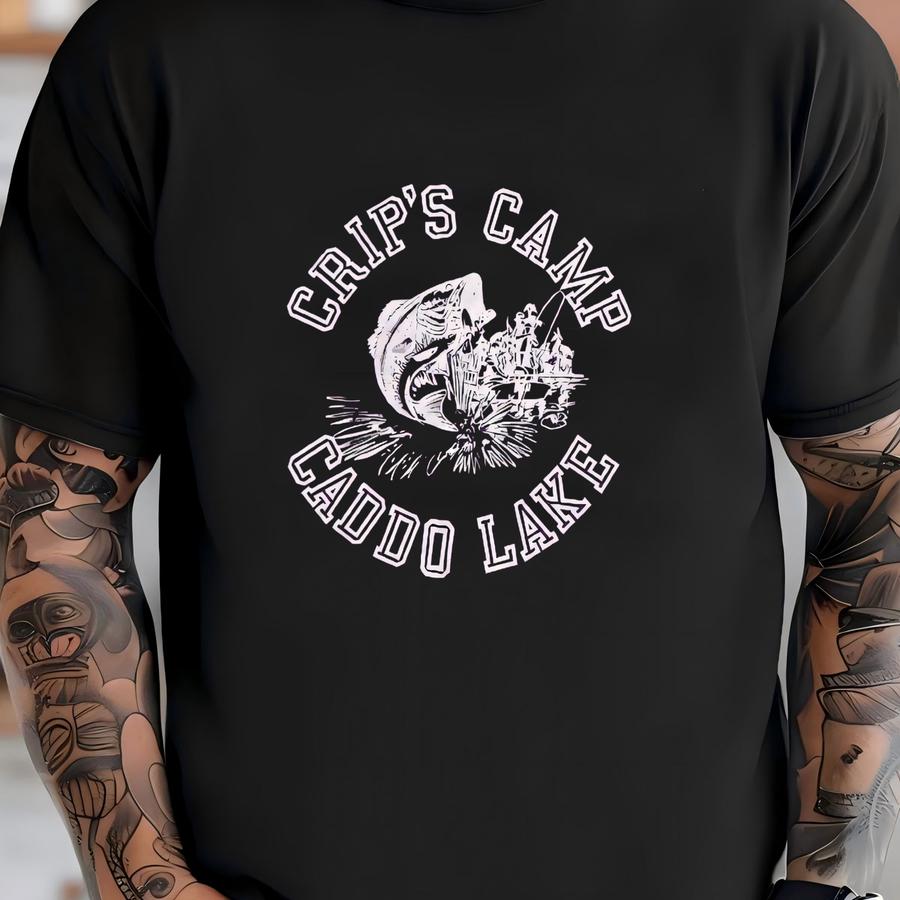 Medium, Uncertain Tx Campground T-shirt