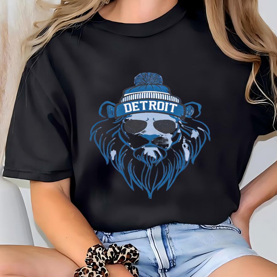 Detroit Football Crewneck Sweatshirt, Lion Mascot Fan Apparel, Game Day Gift, Unisex Detroit Sweatshirt, Detroit Football Fan T-shirt