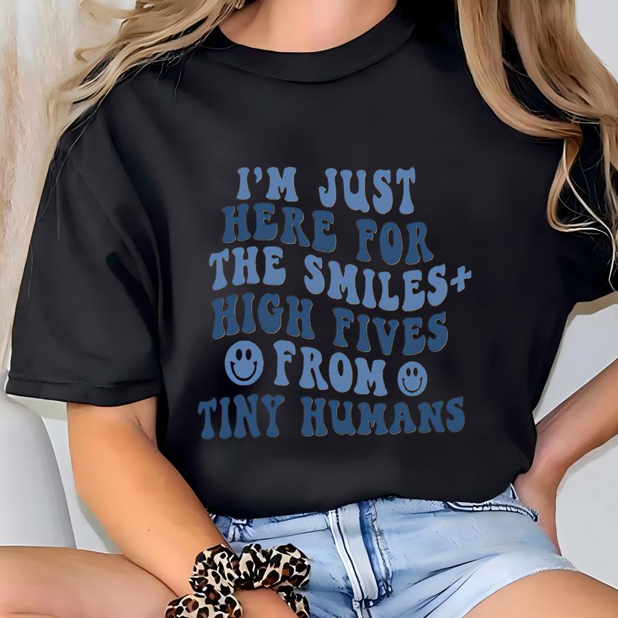 ® Pediatric Nurse Shirt, I'm Just Here For The Smiles High Fives From Tiny Humans, Peds Nurse Gifts ,nurse Team,picu Nurse Tee T-shirt