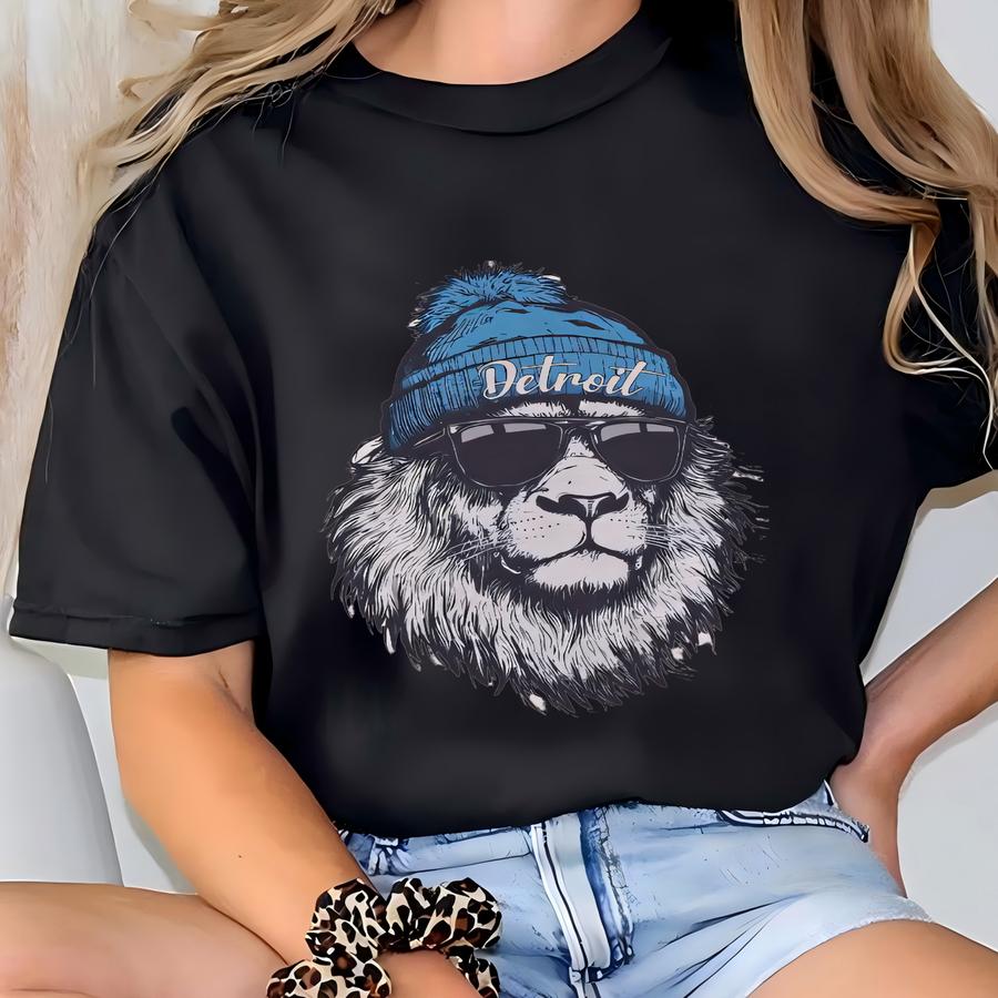 Detroit Football Sweatshirt, Retro Sports Fan Shirt, Game Day Gift Tee, Detroit Mascot Sweatshirt, Detroit Football Fan Shirt T-shirt