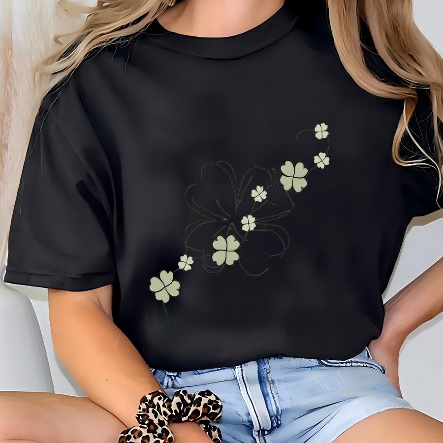 St Patricks Day Shirt St Patricks Day Sweatshirt Ireland Crewneck Irish Sweater 4 Leaf Clovers Sve Print Minimalist St Patricks Day Shirt T-shirt