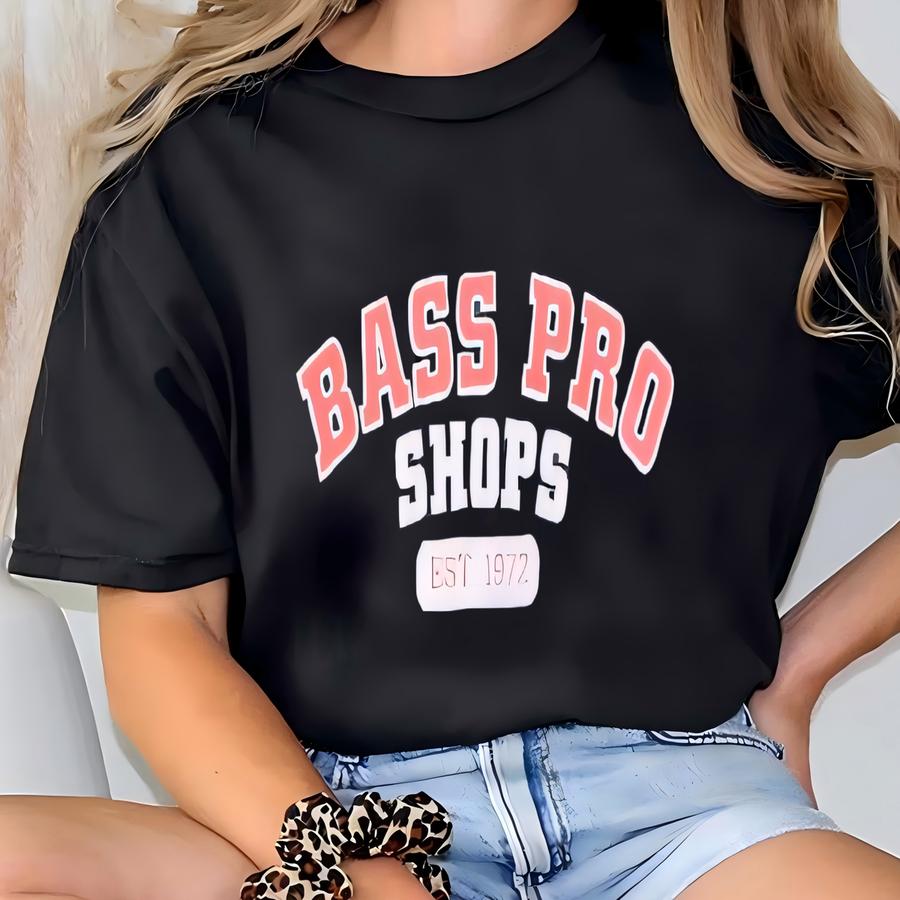 Vintage Distress Bass Pro Shop Fishing Sweatshirt Bass Pro Pullover Sweater Bass Pro Shop Crewneck Jumper Bass Pro Shop Print Graphic Logo T-shirt