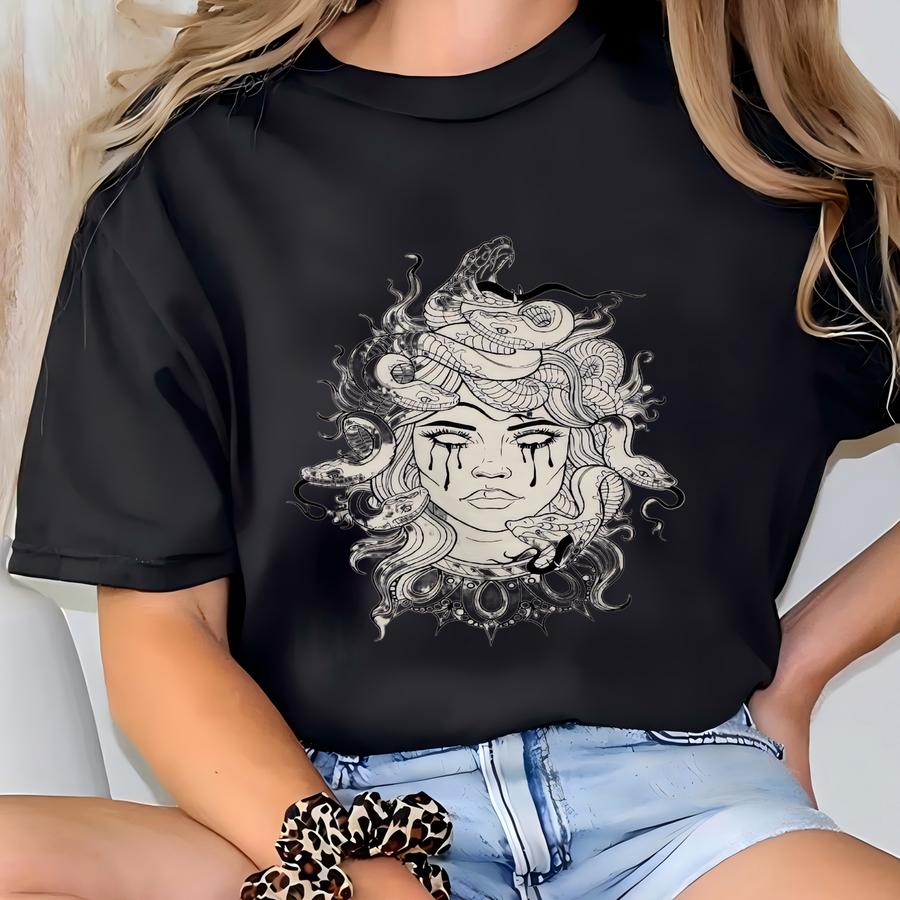 Medusa Snake Face Hoodie, Greek Mythology Hoodie, Snakes Head Witch Hoodie, Mythology Hoodie, Witchy Woman Hoodie, Goddess Medusa Sweatshirt T-shirt