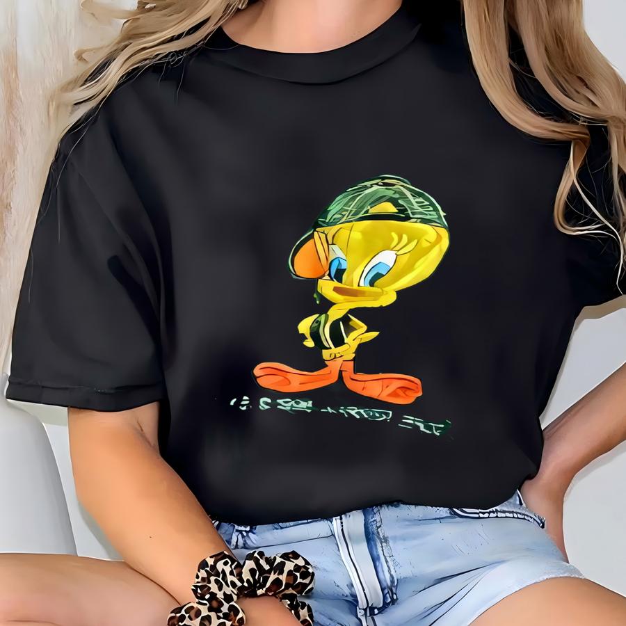 Vintage 1996 Tweety Cartoon Sweatshirt T-shirt