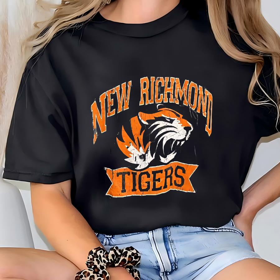 Vintage New Richmond Tigers Hoodie Size Xl T-shirt