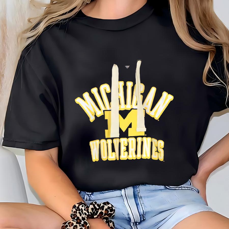 Vintage Michigan Wolverines Ncaa Hoodie Sweatshirt Michigan Wolverines Spell Out Pullover University Of Michigan Blue Sweater Size Xl T-shirt