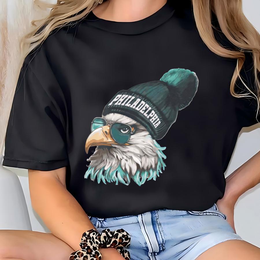 Retro Philadelphia Football Hoodie, Philadelphia Game Day Sweatshirt, Philadelphia Football Fan Gifts, Vintage 80s Style Eagle Hoodie T-shirt