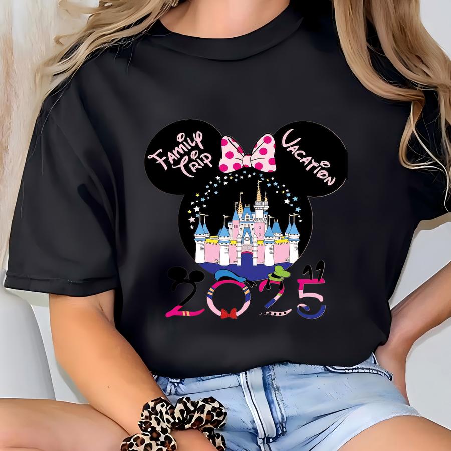 2025 Sweatshirt, World 2025 Sweatshirt And Hoodie, Vacation Family Shirt, Kids Shirt, 2025 Family Vacation Shirt T-shirt