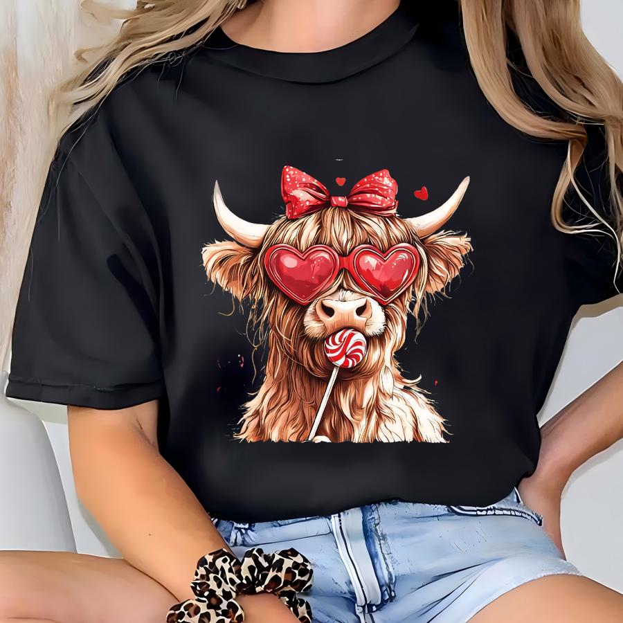 Best Cow Lover Valentine Gift, Valentines Highland Cow Sweatshirt, Cute Love Sweater, Highland Cow Valentine Hoodie, Western Valentine Shirt T-shirt