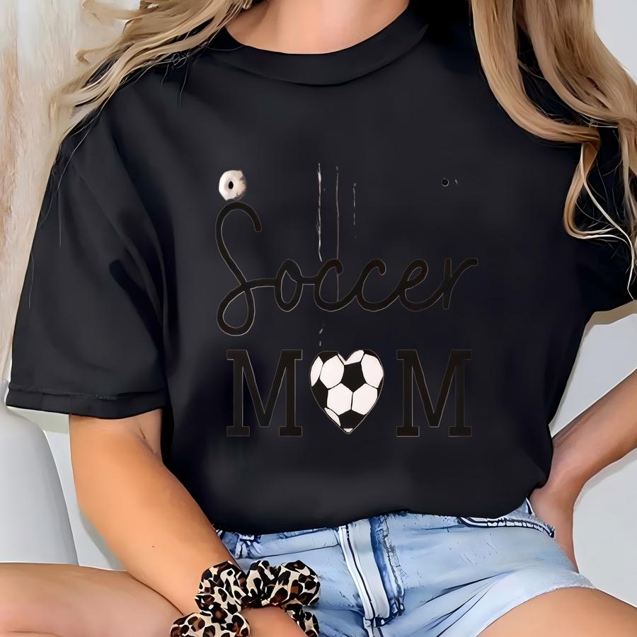 Soccer Mom Heart Black Writing Hat T-shirt