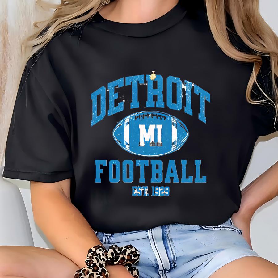 Detroit Football Sweatshirt Vintage Lions Football Crewneck Retro Style Lions Shirt Gift For Lions Football Fan Gift Michigan T-shirt