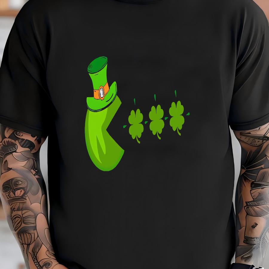 St Patrick's Day Pacman Sweatshirt, Fun Gamer Tee For Family, Perfect For Gamers, Gamer Shirt, Pac Man Leprechaun Hat Hoodies -spd004 T-shirt