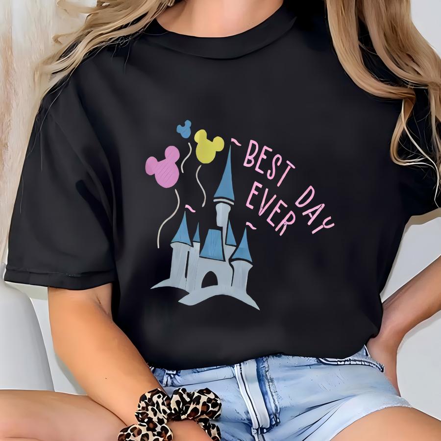 Best Day Ever Castle Sweatshirt, Happiest Place On Earth Shirt, Magical Castle Sweatshirt, Cute Magical Kingdom Castle Sweater T-shirt