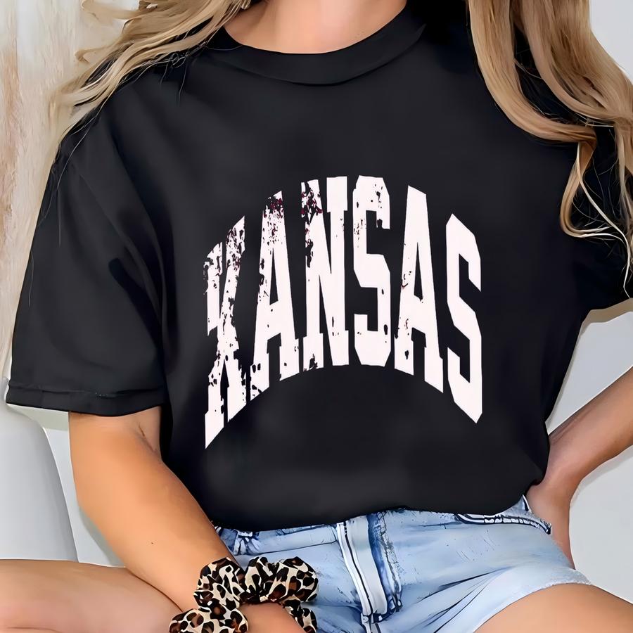 Vintage Kansas Sweater, Retro Kansas Sweater, Vintage Kansas Sweatshirt, Kansas State Sweater, Kansas Souvenir Sweater, Kansas Crewneck T-shirt