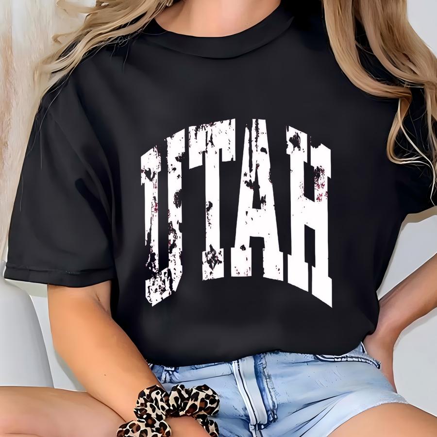 Vintage Utah Sweater, Retro Utah Sweater, Vintage Utah Sweatshirt, Utah State Sweater, Utah Souvenir Sweater, Utah Crewneck, Utah Gifts T-shirt