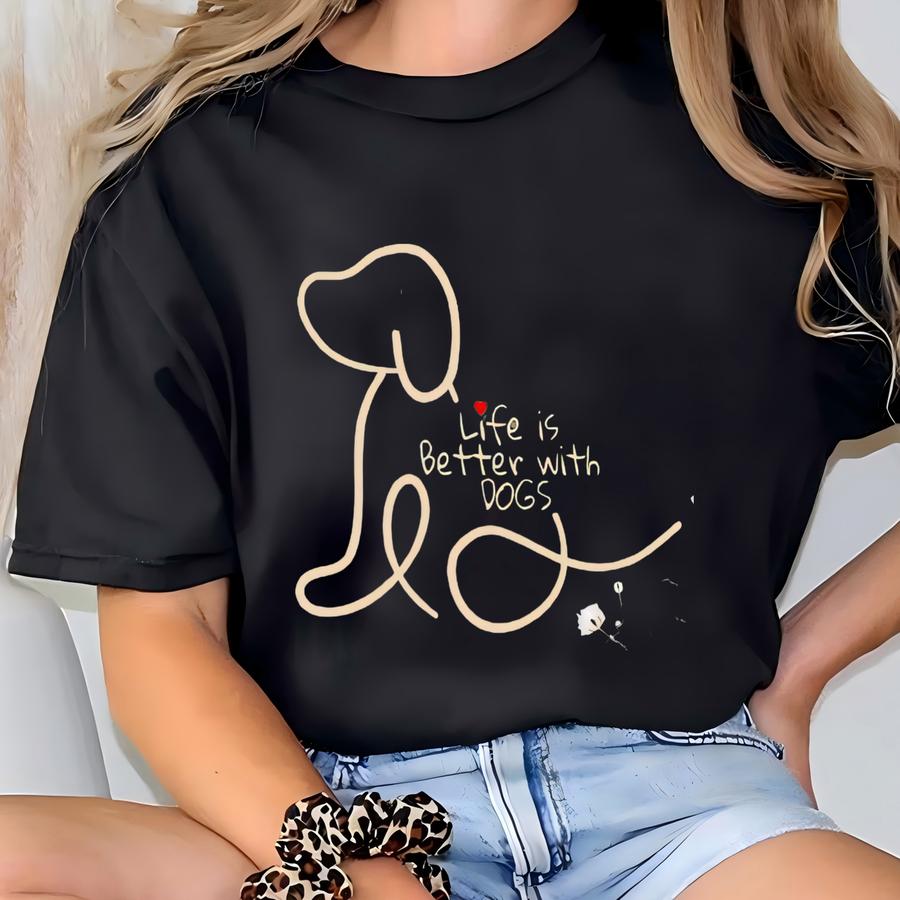 Custom Dog Mom Sweatshirt: Personalized Pet Name Crewneck T-shirt