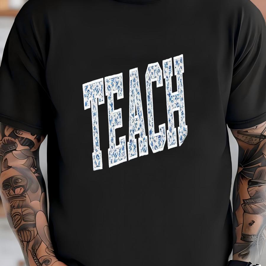 Teach Crewneck, Personalized Teacher Floral Applique Sweatshirt, Teacher Crewneck, Gift For Teacher, Teacher Appreciation Gift T-shirt