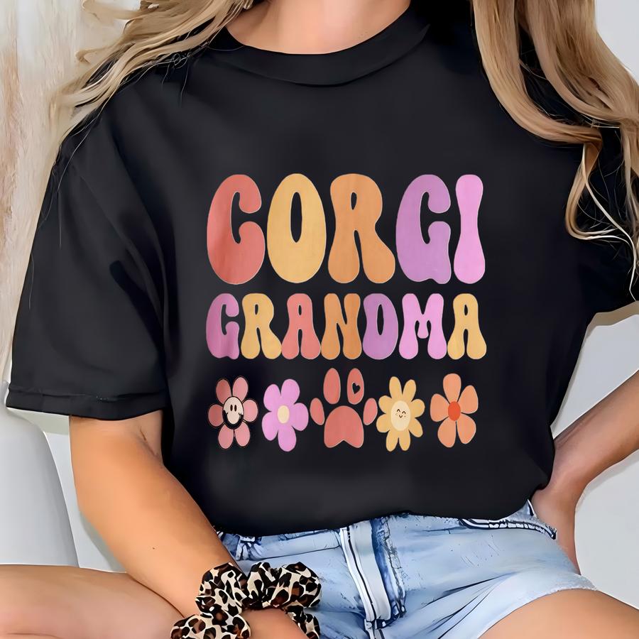 Corgi Grandma Sweatshirt, Corgi Grandma Shirt, Dog Grandma Tshirt, Corgi Shirt, Corgi Sweater, Dog Grandma Crewneck, Mothers Day Shirt, Xmas T-shirt