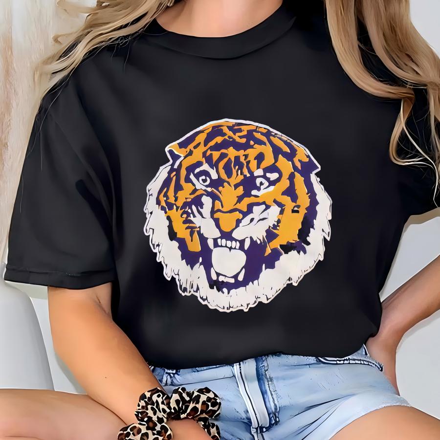 Vintage 90s Tigers Hoodie Tigers Sweatshirt Louisiana State University Tigers Football Sweater Hoodie Jacket Gift Him Her Tee T-shirt