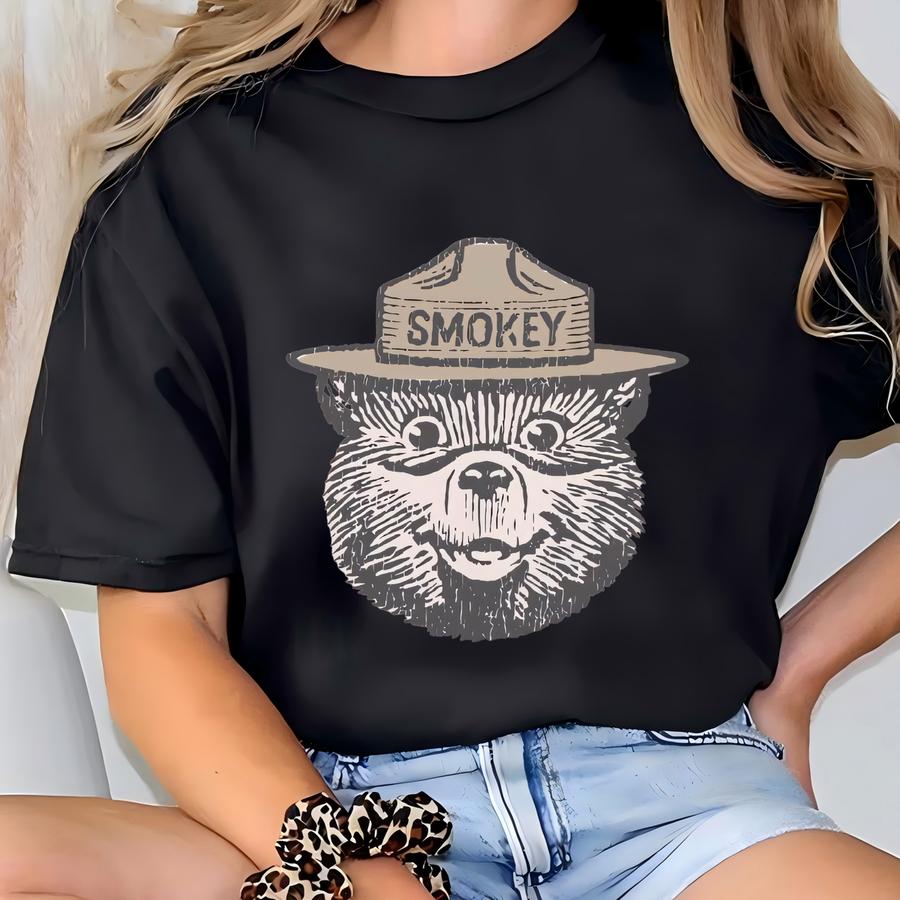Smokey Bear Face Sweatshirt - Camping Unisex Crewneck T-shirt