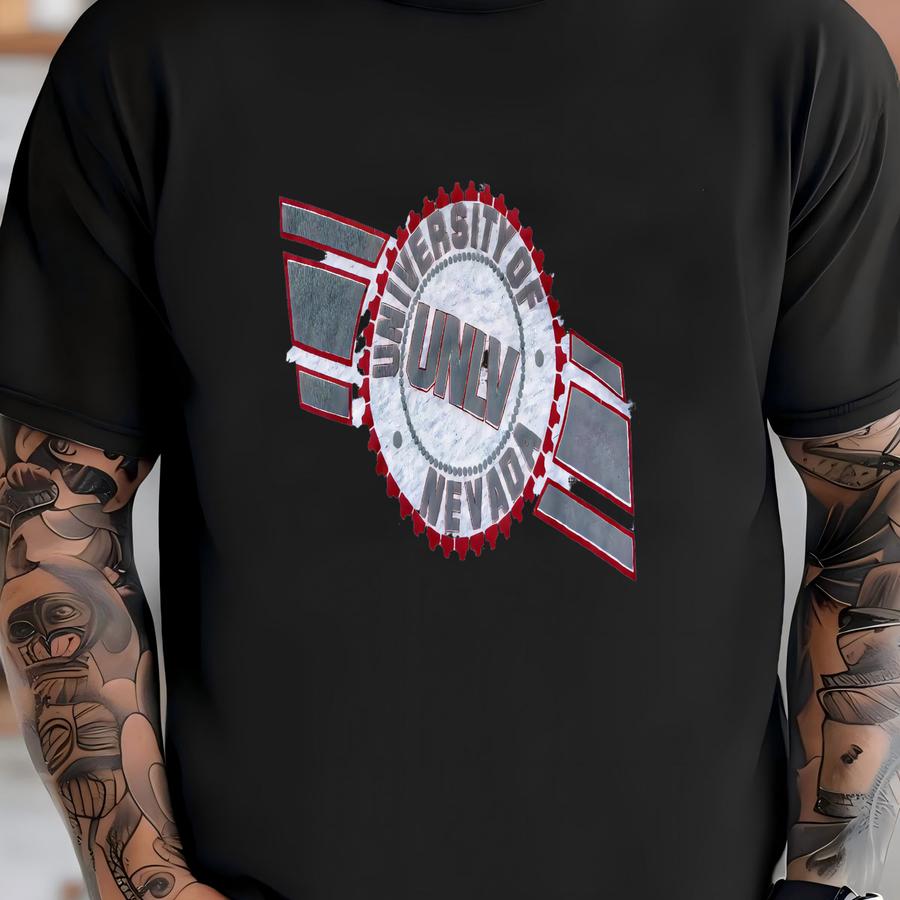 Vintage 90s Unlv University Nevada Las Vegas Runnin Rebels Ncaa Collegiate Tultex Graphic Crewneck Sweatshirt Usa M/l T-shirt