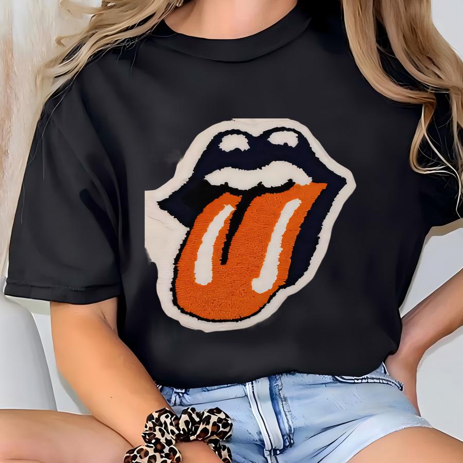 Fun Lips And Tongue Design Handmade Punch Needle Pop Art Lips Pillow – Bold Retro Home Decor – Gift For Music Art Lovers T-shirt