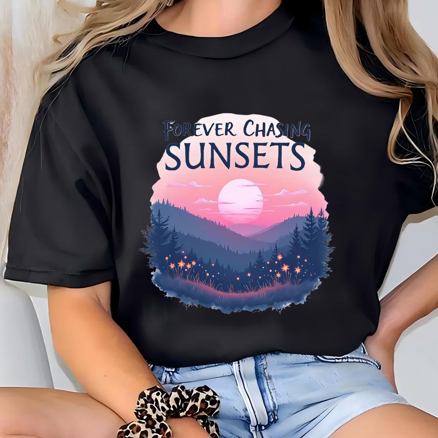 Summer Shirt Sunset Graphic Tee Chasing Sunsets Beach Shirt Summer Vacation Pink Sunset Tee Women Shirt Beach Trip T-shirt