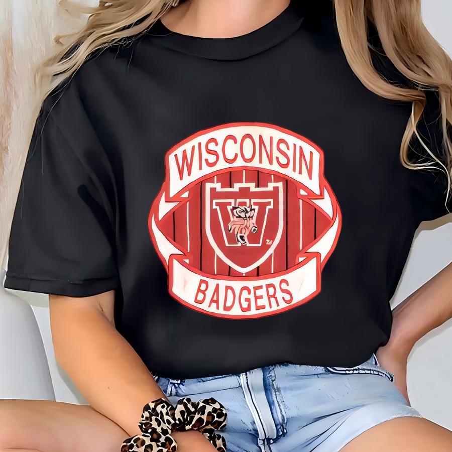 Vintage 90s Badgers Umich Sweatshirt University Badgers Y Logo Crewneck Badgers Football Sweater Size Xl T-shirt