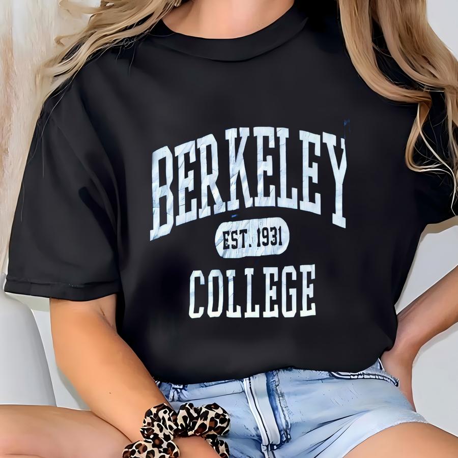 Vintage Y2k Mv Sports Tag Berkeley Colege Spellout Big Logo Printed Sweatshirt Pullover Crewneckgie Sweater College Colour Blue Size L T-shirt