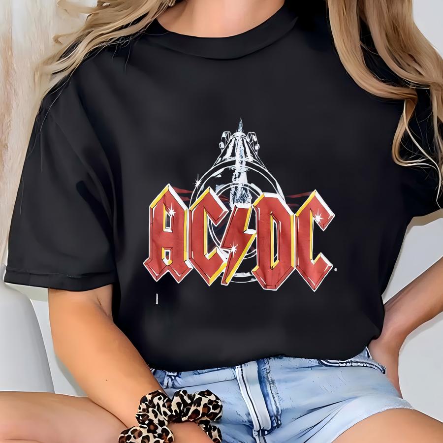 Vtg 80s Ac/dc For Those About To Rock Europe '82 Single Stitch Rock Band Hoodie Tee Screen Stars Usa Size S T-shirt