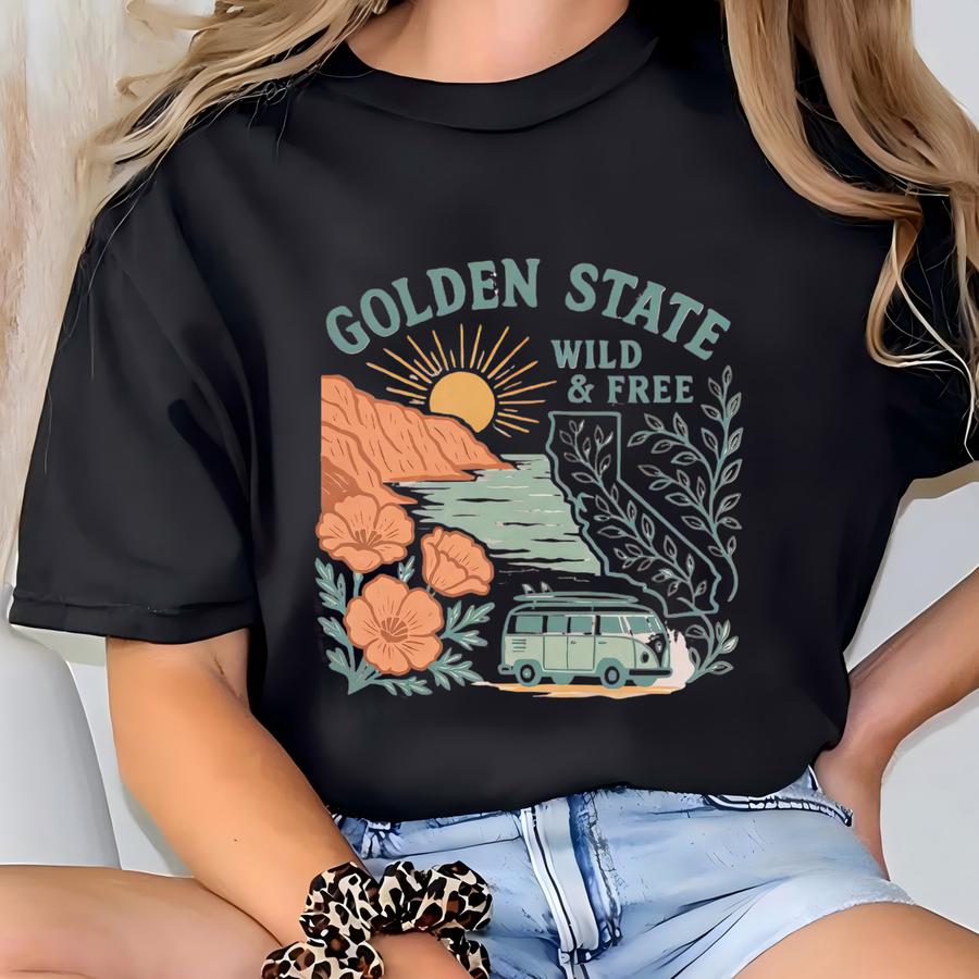 Golden State Wild Free Sweatshirt: Retro California Crewneck T-shirt