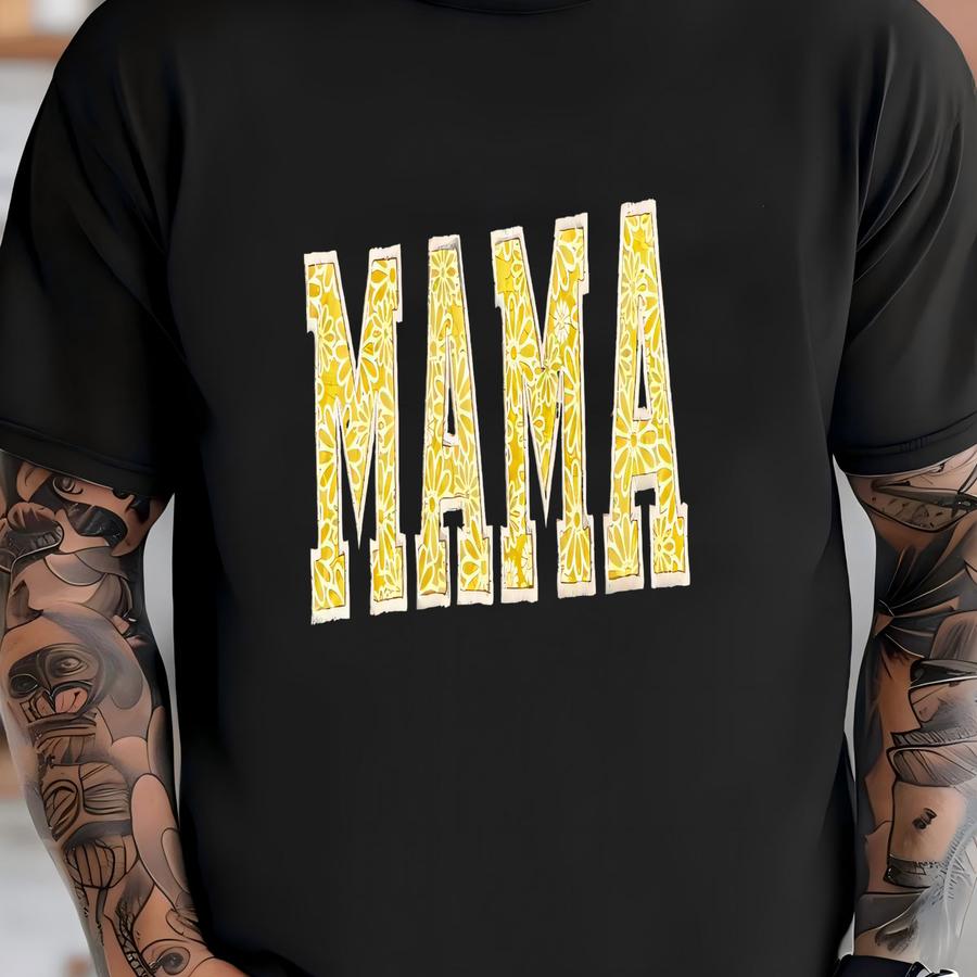 Custom Mama Sweatshirt, Daisy Mom Crewneck, Personalized Gift For Mom, New Mom Sweatshirt, Cozy Sweatshirt, Mother’s Day Gift T-shirt