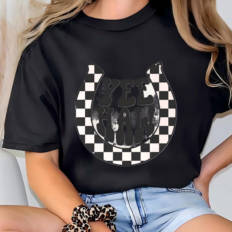 Yeehaw Horses Shirt – Western Checkerboard Cowgirl Hoodie, Hoodie, Sweatshirt, Long Sve, Retro Rodeo Gift For Her Skuc 3 T-shirt