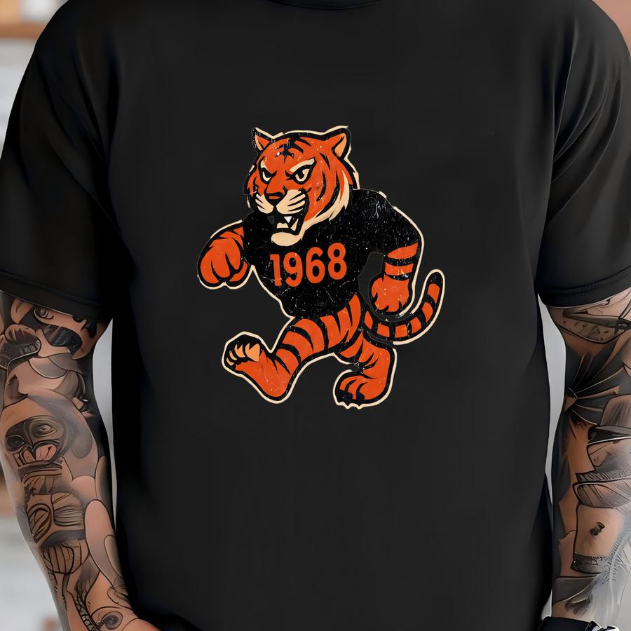 Cincinnati Football Vintage Tiger Sweatshirt, Cozy Crewneck, Unisex Apparel, College Spirit Wear, Classic Athletic Sweatshirt T-shirt