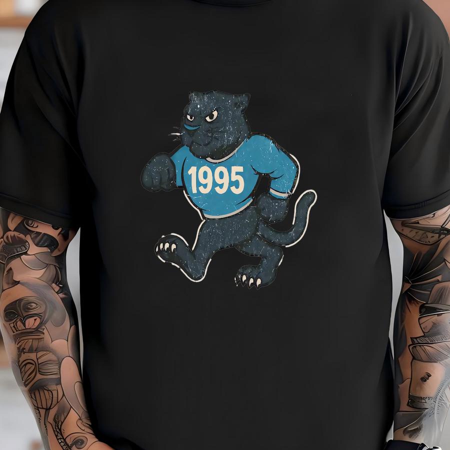 Carolina Football Vintage Crewneck Sweatshirt, Gameday Pullover, Unisex Tailgate Sweatshirt, Casual Sports Fan Gift, Holiday Outerwear T-shirt