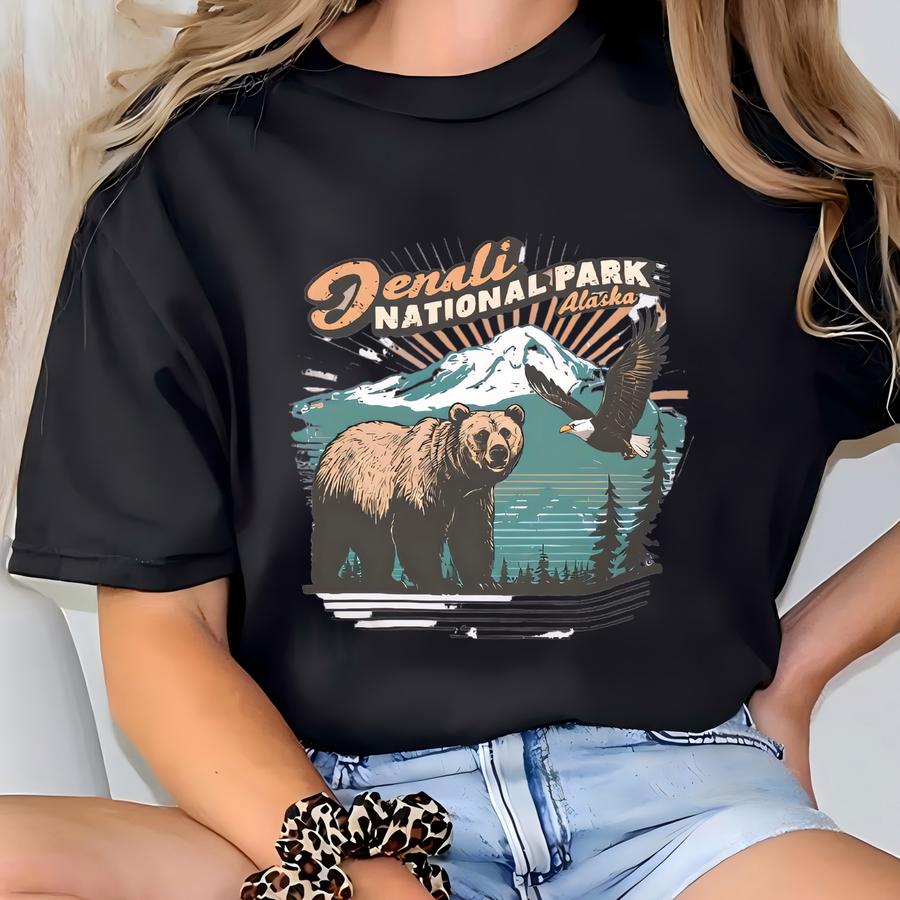 Vintage Denali National Park Shirt, Alaska Wildlife Graphic Tee, Retro Outdoors Adventure Sweatshirt Hoodie T-shirt