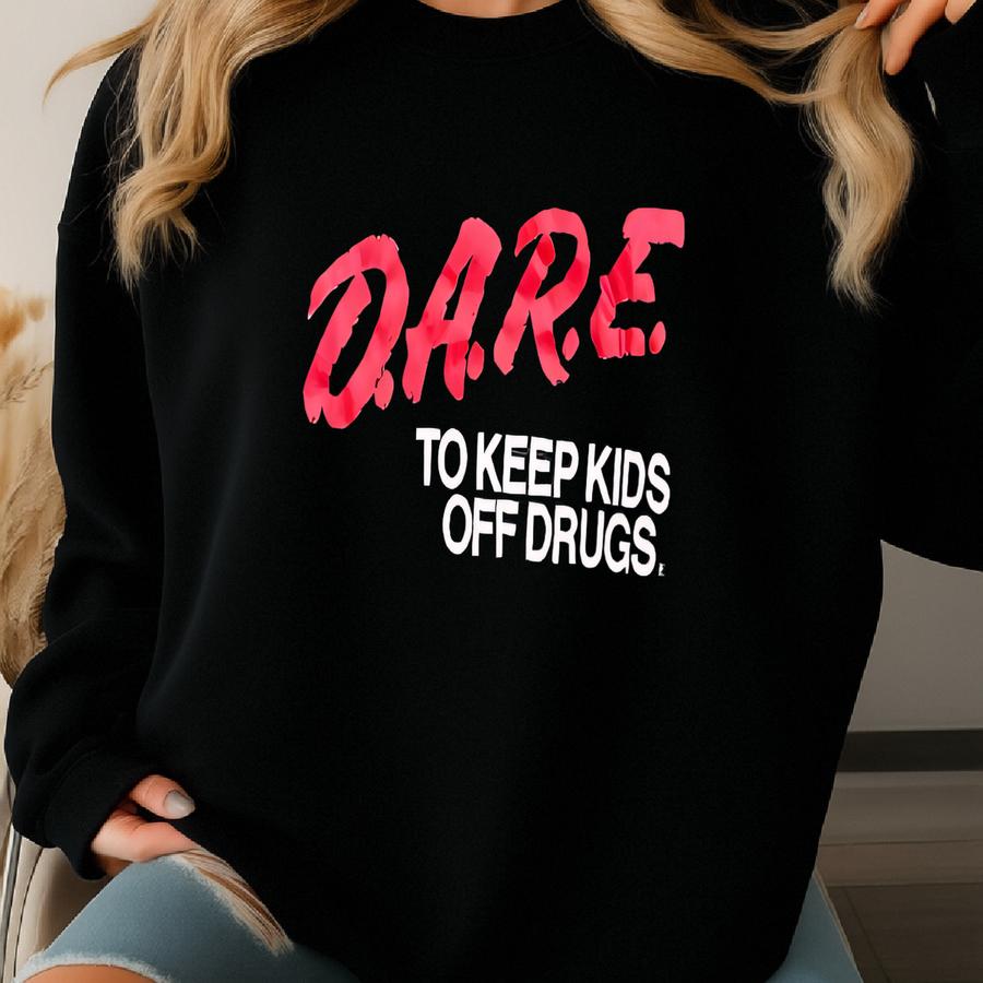 Vintage 1980s Dare Keep Kids Off Drugs Black T-shirt Size Medium Large Hipster Sweatshirt