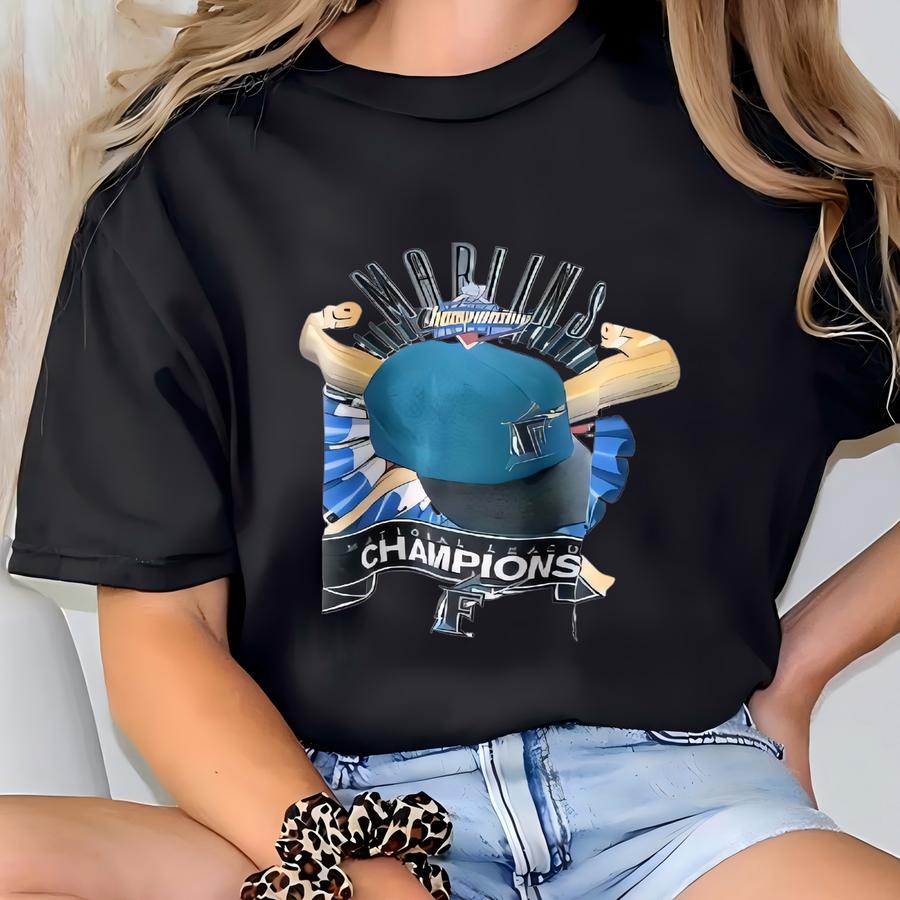 Vintage 90s/ Florida/ Marlins/ 1997/ Mlb/ Baseball White Hoodie (xl) T-shirt