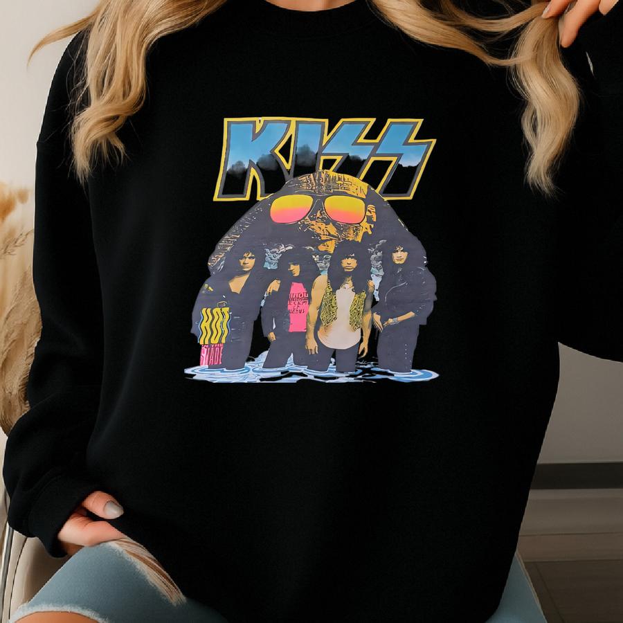 Vintage 1990 Kiss Hot In The Shade World Tour T Shirt Size M To L / Rare 1990s Concert Metal Hard Rock Paul 90s Tee Sweatshirt Vintage 1990 Kiss Hot In The Shade World Tour T Shirt Size M To L / Rare 1990s Concert Metal Hard Rock Paul 90s Tee Sweatshirt