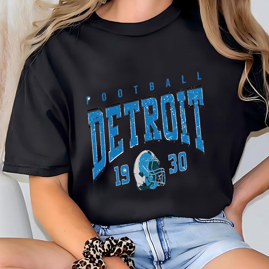 Detroit Football Shirt, High Quality 1930 Helmet Tee, Retro Game Day Hoodie, Vintage Style 80s Tee, Detroit Fan Gifts T-shirt