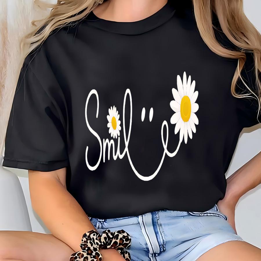 Daisy Flower Shirt, Coquette Summer Tee, Aesthetic Cute Graphic Tee, Soft Happy Face Hoodie For Women T-shirt